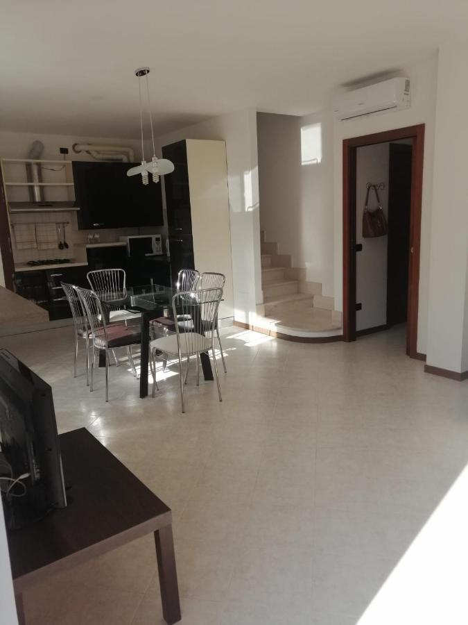 S.G. House Apartment Castelnuovo del Garda Exterior foto